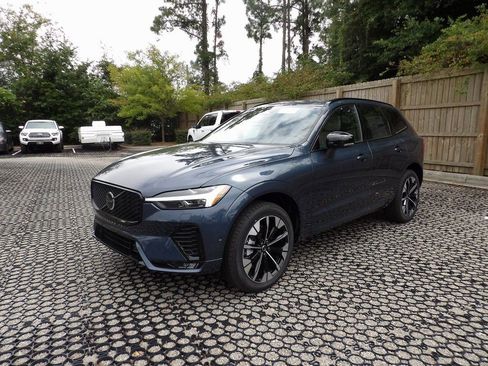 New 2026 Volvo XC60 B5 Plus w/ Protection Package Premier image 3