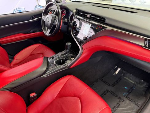 Used 2019 Toyota Camry XSE FWD image 28
