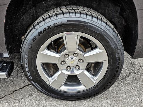 Used 2017 Chevrolet Tahoe LS w/ All-Season Package image 10