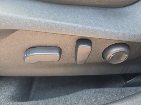 Certified 2023 Subaru Forester Limited AWD/4WD image 17