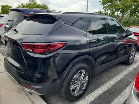 Used 2023 Chevrolet Blazer LT AWD/4WD image 3