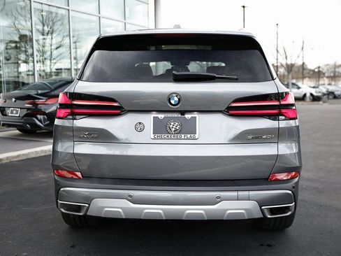 Certified 2025 BMW X5 sDrive40i w/ Premium Package image 10