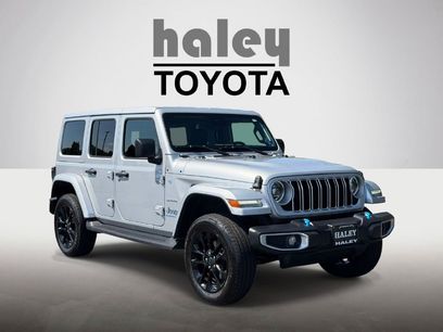Used 2024 Jeep Wrangler Unlimited Sahara w/ Safety Group