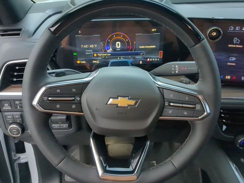 New 2026 Chevrolet Suburban High Country image 11