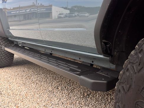 Certified 2023 Ford Bronco Big Bend w/ Sasquatch Package image 18