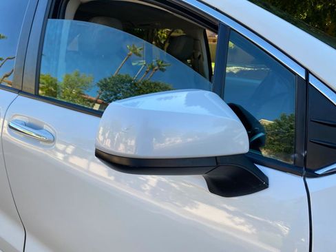 Used 2023 Toyota Sienna XLE image 11