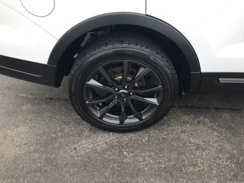 Used 2019 Ford Explorer XLT w/ Equipment Group 202A image 50