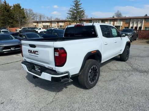 New 2026 GMC Canyon AT4 image 8