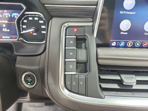 Used 2021 GMC Yukon XL SLT w/ SLT Premium Package RWD image 27