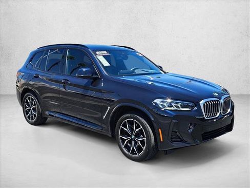 Used 2024 BMW X3 xDrive30i w/ Premium Package AWD/4WD image 3