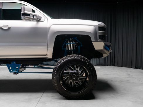 Used 2016 Chevrolet Silverado 2500 LTZ w/ Duramax Plus Package AWD/4WD image 34