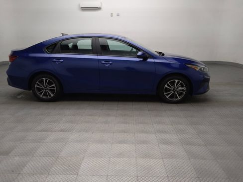 Used 2023 Kia Forte LXS FWD image 11