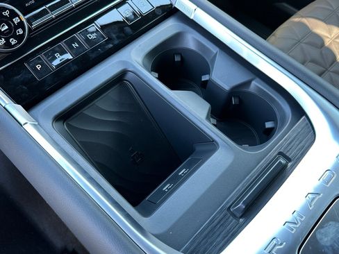 New 2026 Nissan Armada Platinum Reserve image 37