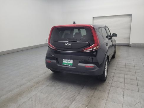 Used 2022 Kia Soul LX w/ Technology Package FWD image 9