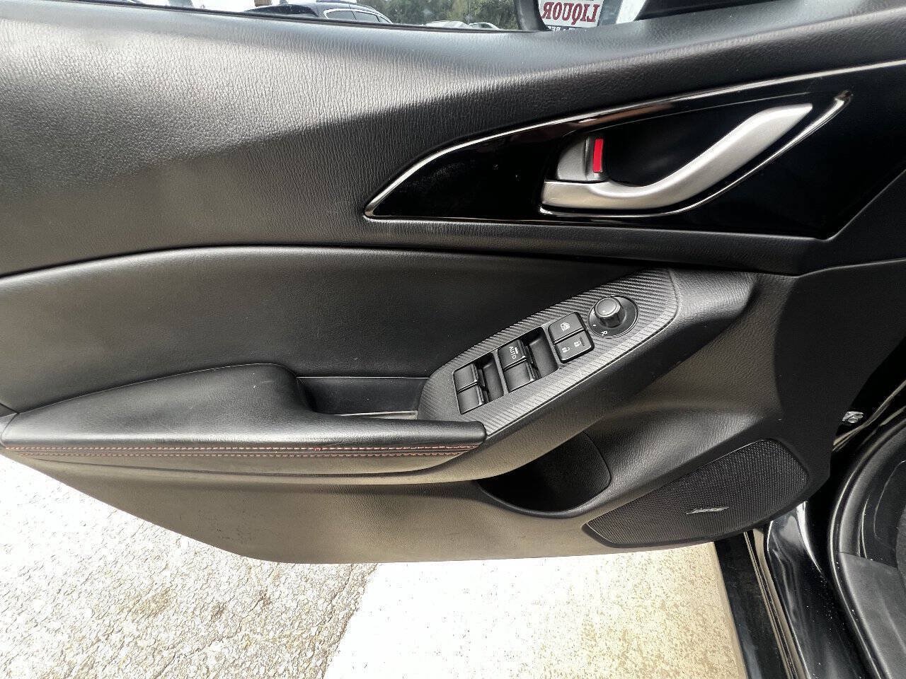 Used 2015 MAZDA MAZDA3 i Grand Touring FWD image 16