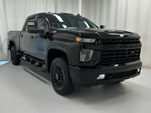 Used 2022 Chevrolet Silverado 2500 LTZ w/ LTZ Plus Package AWD/4WD image 2