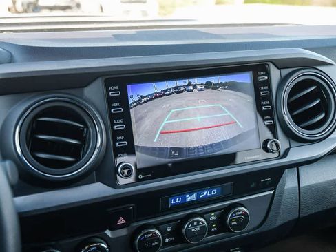 Used 2023 Toyota Tacoma TRD Sport image 22