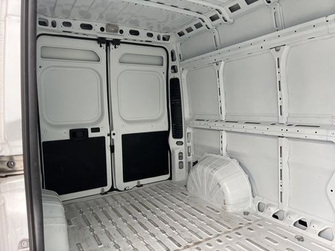 Used 2025 RAM ProMaster 2500 image 9