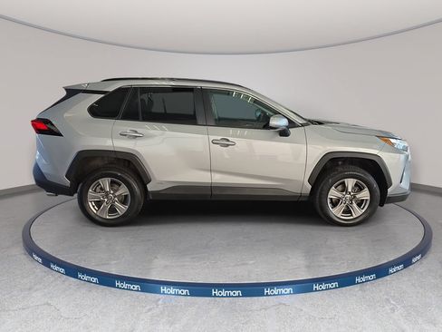 Used 2024 Toyota RAV4 XLE AWD/4WD image 4