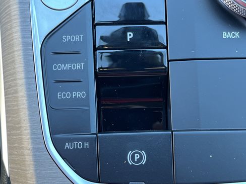 New 2026 BMW 330i Sedan w/ Premium Package image 8