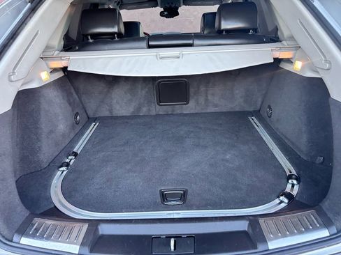 Used 2010 Cadillac SRX Luxury image 39