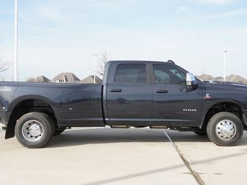 New 2026 RAM 3500 Laramie w/ Sport Appearance Package AWD/4WD image 10