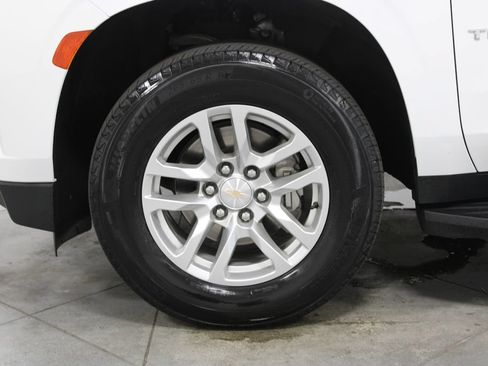 Used 2024 Chevrolet Tahoe LT RWD image 19