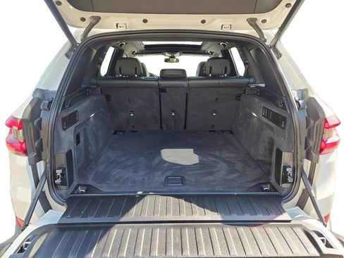 Used 2022 BMW X5 xDrive40i w/ Parking Assistance Package image 28