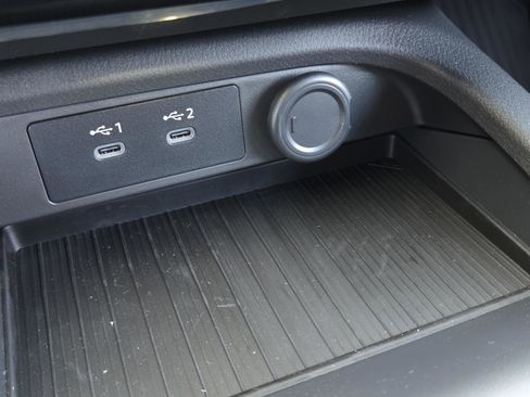 New 2026 Nissan Sentra SV w/ Floor Mat Package FWD image 21