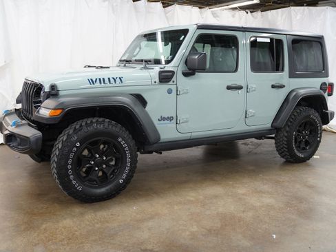 Used 2023 Jeep Wrangler Unlimited AWD/4WD image 10