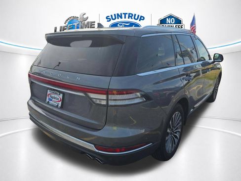 Used 2021 Lincoln Aviator Reserve w/ Equipment Group 201A AWD/4WD image 3