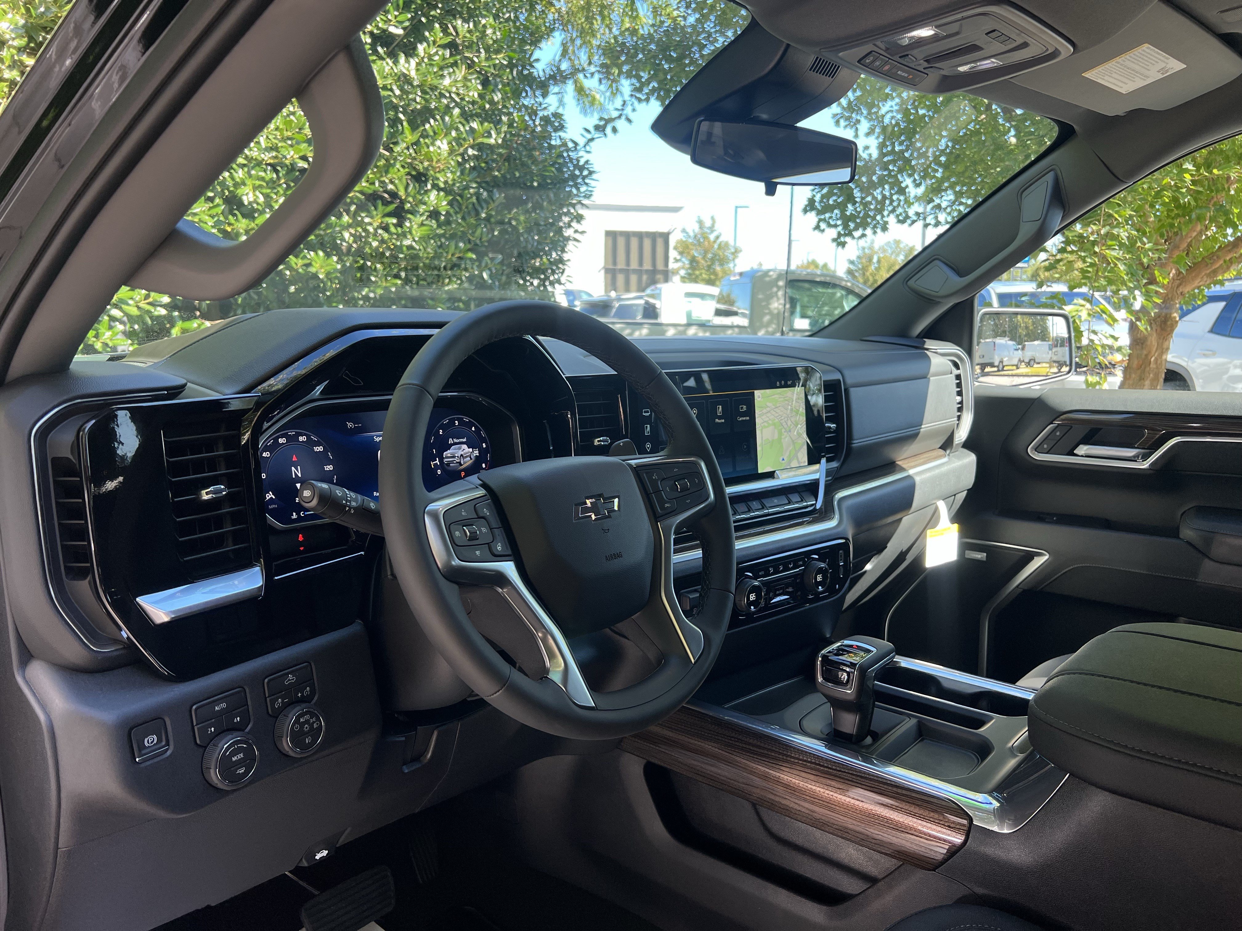 New 2026 Chevrolet Silverado 1500 RST w/ Convenience Package II AWD/4WD image 17