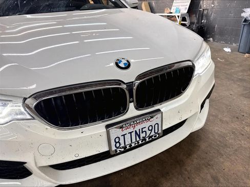Used 2017 BMW 530i RWD image 32