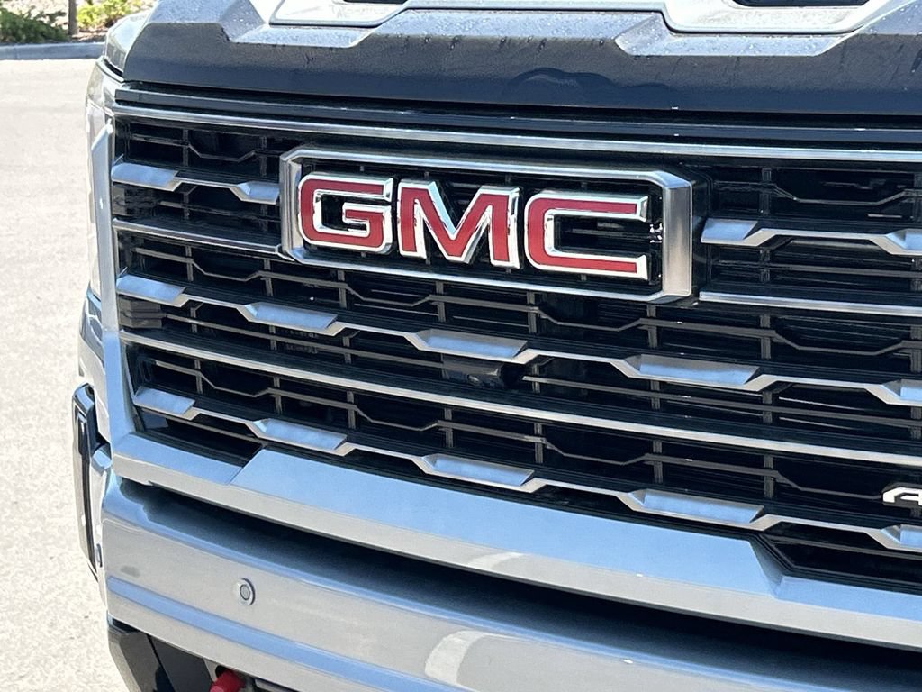 New 2026 GMC Sierra 3500 AT4 w/ AT4 Premium Plus Package AWD/4WD image 31