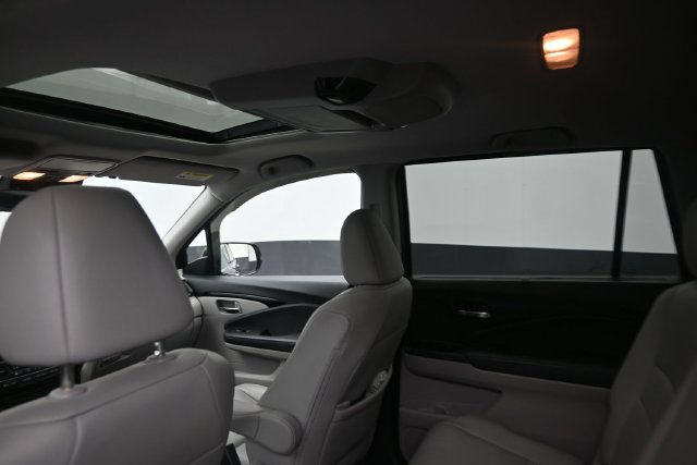 Used 2019 Honda Pilot Touring image 20
