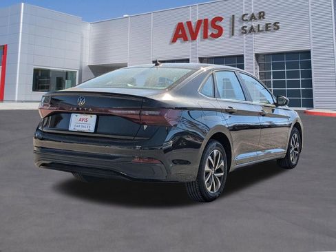 Used 2025 Volkswagen Jetta S image 6