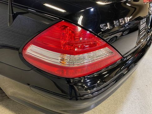 Used 2007 Mercedes-Benz SL 550 image 36