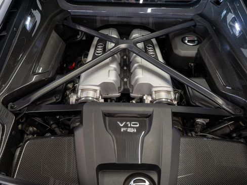 Used 2020 Audi R8 V10 performance image 18