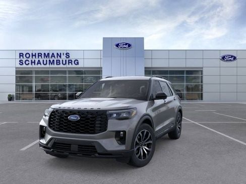 New 2026 Ford Explorer ST-Line image 2