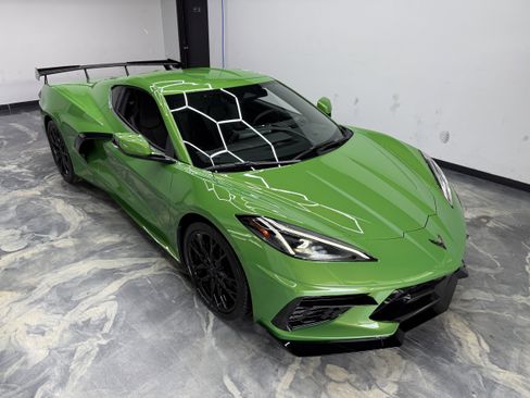 Used 2026 Chevrolet Corvette Stingray Coupe w/ Z51 Performance Package RWD image 39