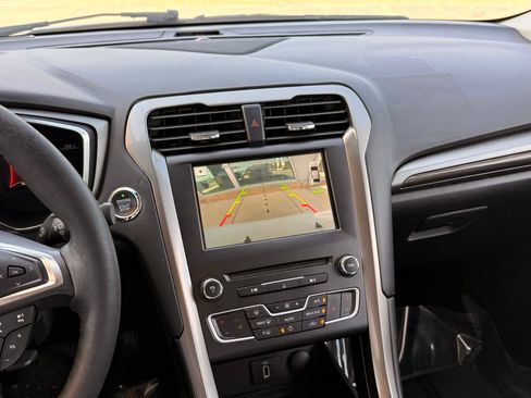 Used 2018 Ford Fusion SE w/ Equipment Group 602A FWD image 34
