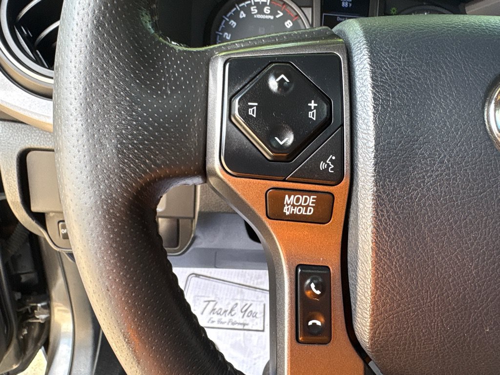 Used 2017 Toyota Tacoma TRD Sport w/ Premium & Technology Package AWD/4WD image 17