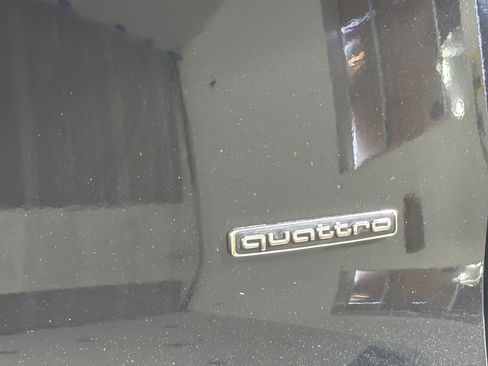 Used 2025 Audi Q5 Premium Plus w/ Premium Plus AWD/4WD image 27