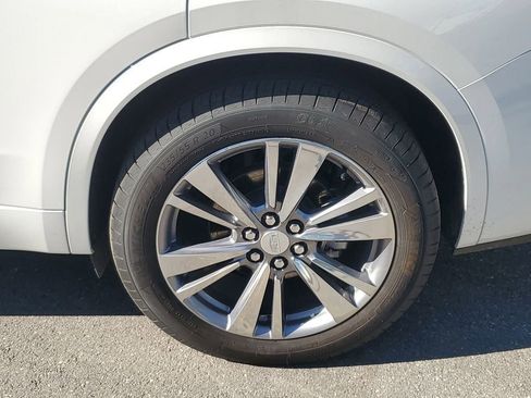 Used 2025 Cadillac XT6 Premium Luxury image 13