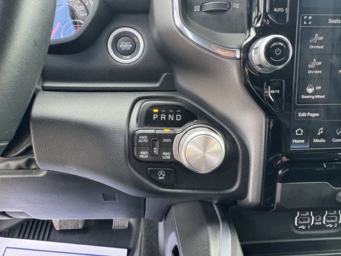 Used 2024 RAM 1500 Laramie AWD/4WD image 16