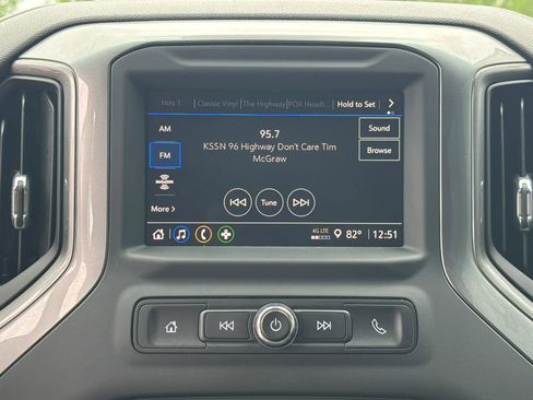 Used 2024 Chevrolet Silverado 1500 Custom Trail Boss image 27