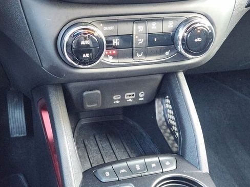 Used 2023 Chevrolet TrailBlazer RS w/ Convenience Package image 21