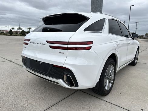 Used 2023 Genesis GV70 2.5T image 11