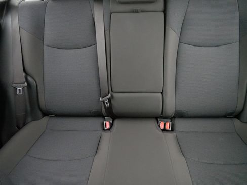 Used 2019 Toyota RAV4 LE image 13