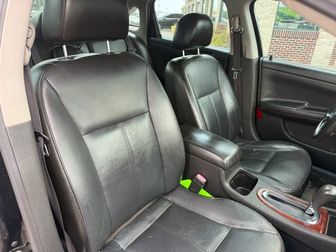 Used 2007 Chevrolet Impala LT w/ Luxury Edition Package FWD image 28
